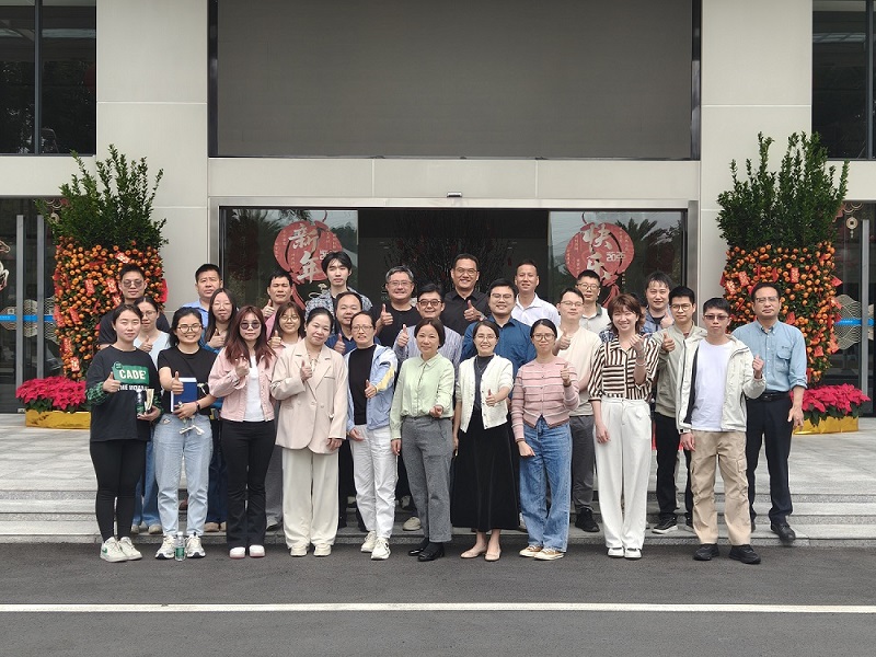 合照小.jpg 合照小.jpg